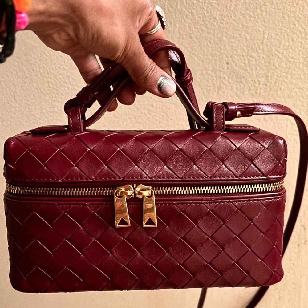 SOLD NWT BOTTEGA VENETA: BANG BANG VANITY CROSSBODY IN BAROLO